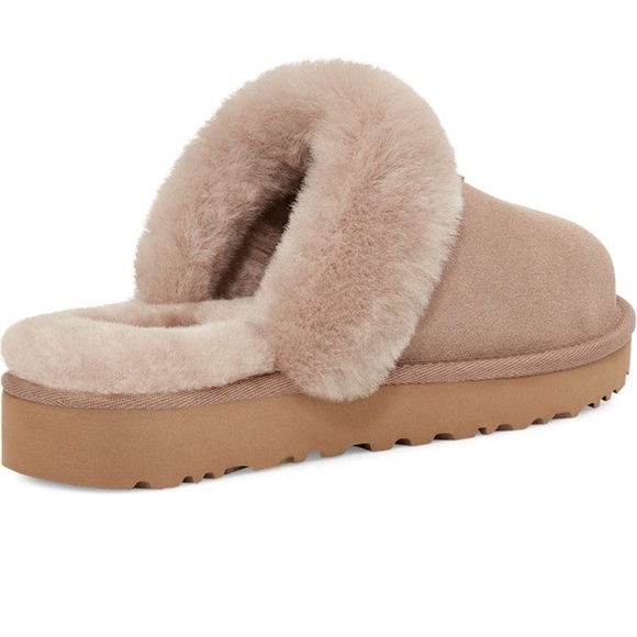 🆕UGG Cozy Genuine Shearling Slide Shoes Slippers SOLD OUT Neutral Caribou NIB - Picture 2 of 7